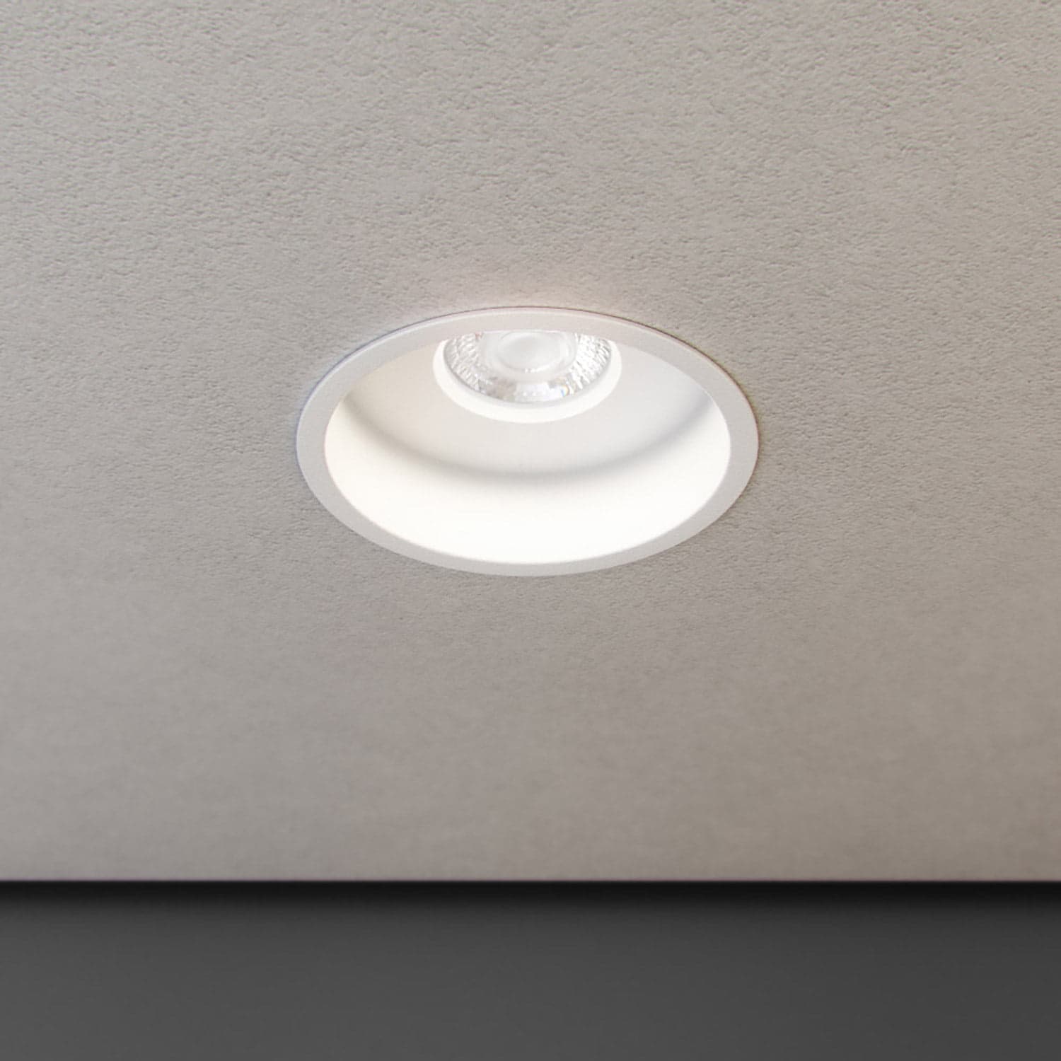 DEEP-DOWN-IP44-SLA
