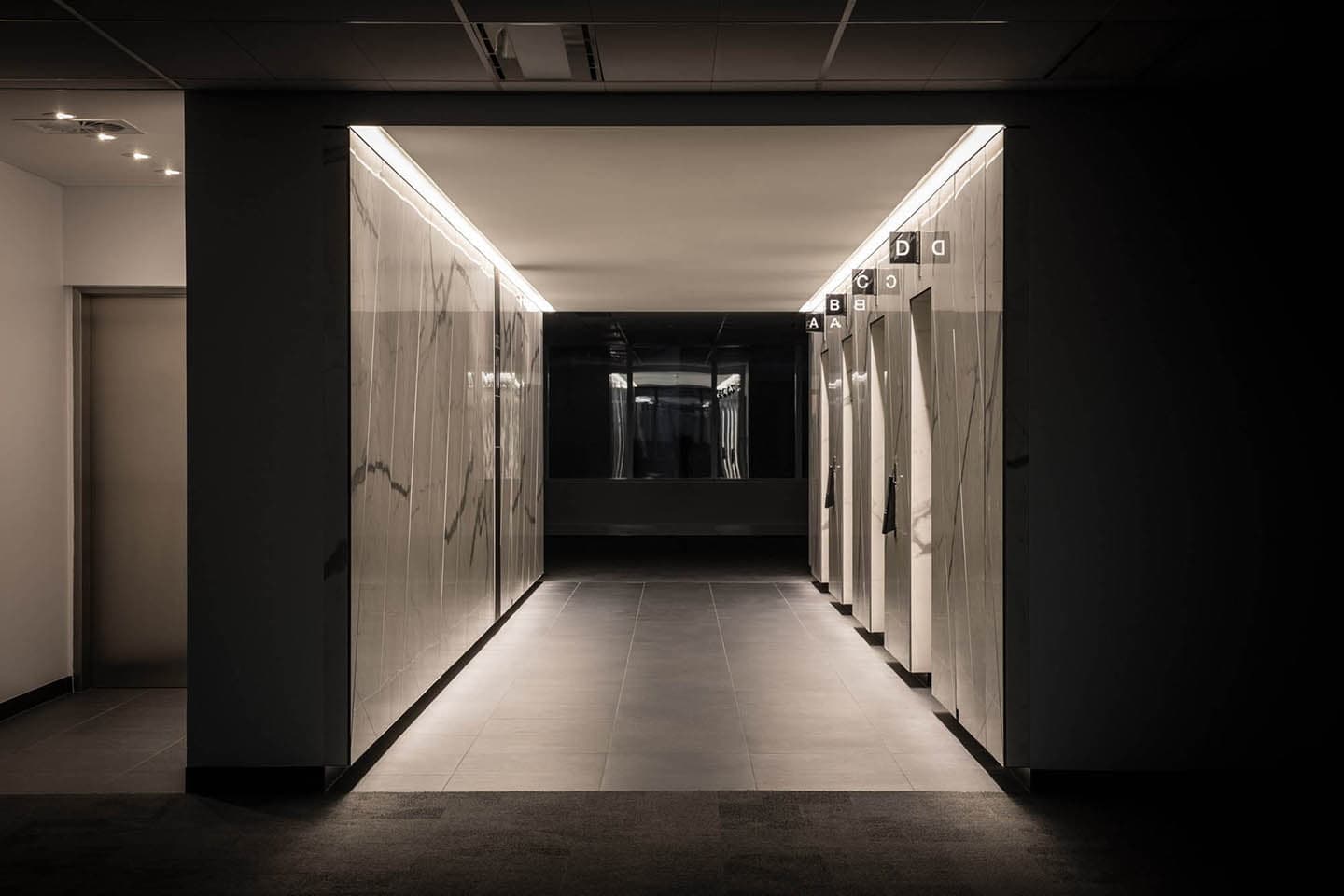 1 Market St Lift Lobby - 1002