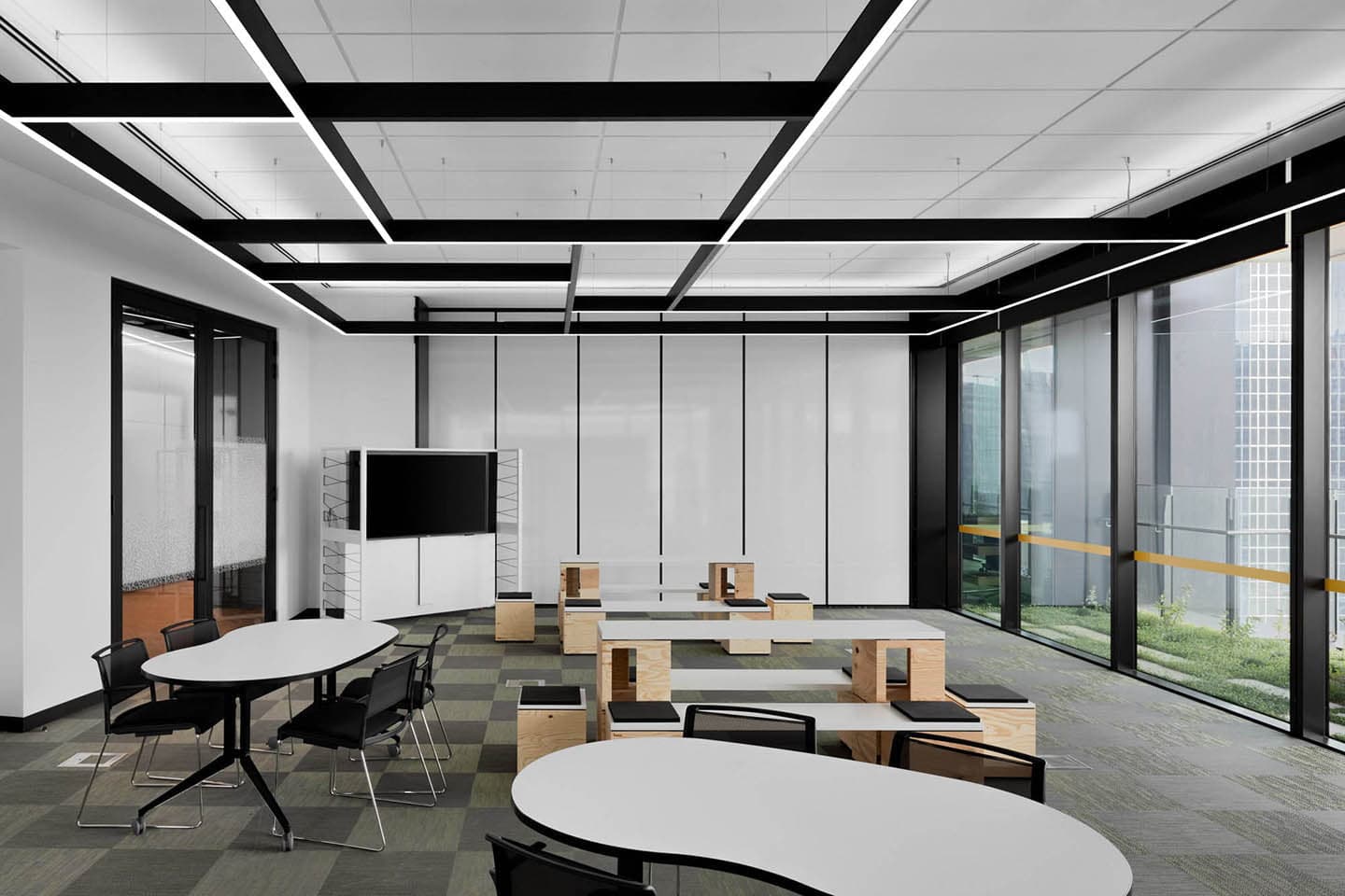 Deloitte - 045A1603