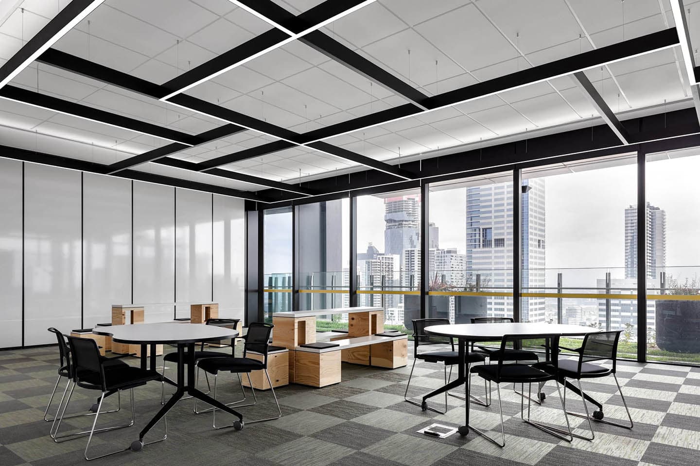 Deloitte - 045A1612