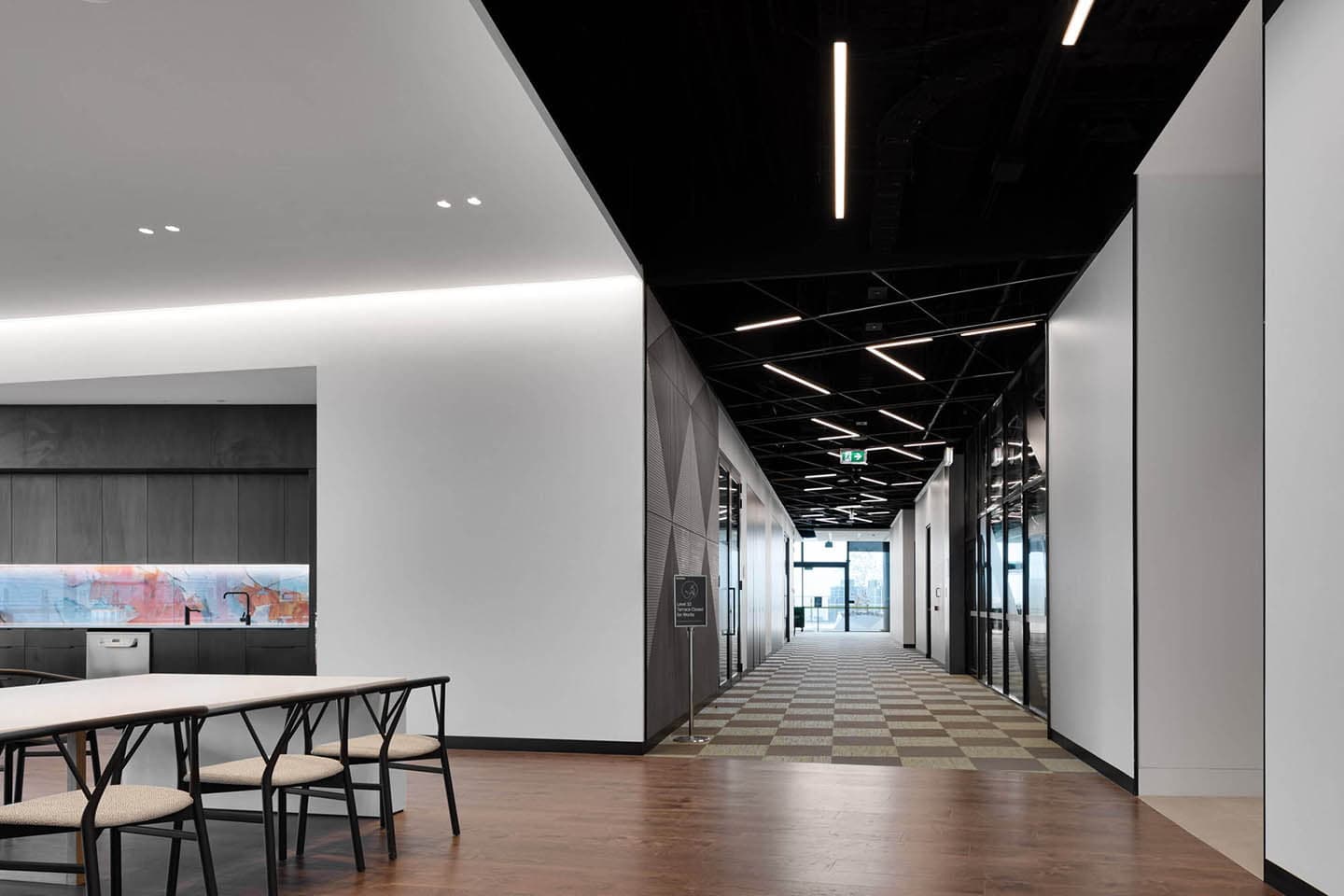 Deloitte - 045A1700