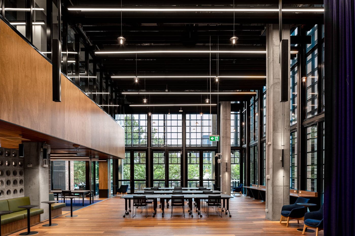 Munro Library Community Hub - 045A9792